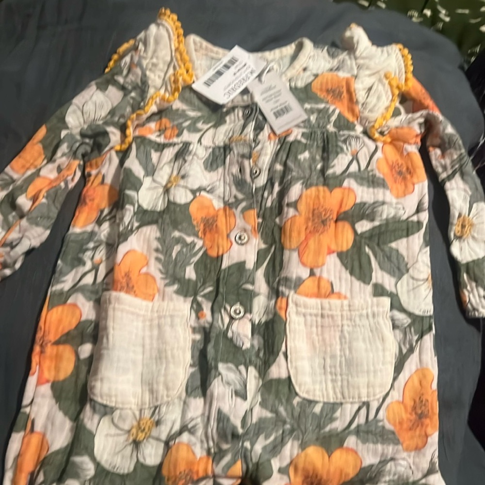 NWT M.Fredric Baby Winter Bloom Ada Flutter Romper Size 12 months.